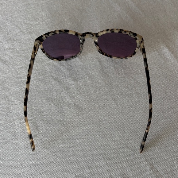 Ted Baker Faux Tortoise Print Sunglasses with Pink Mirror Lenses Classic Playful main image 14